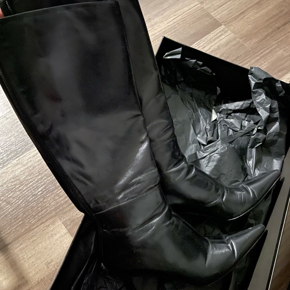 Gucci tall boot 7B - Picture 3 of 12